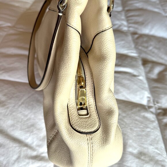 Coach Lexy Shoulder Bag – Chalk Pebble Leather Off White - Picture 14 of 15